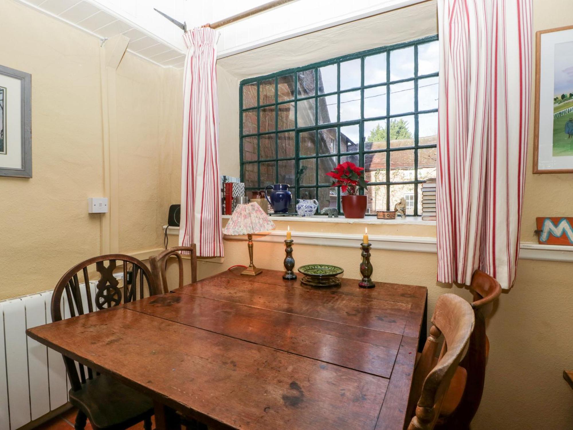 Yew Tree Cottage Леминстер Экстерьер фото
