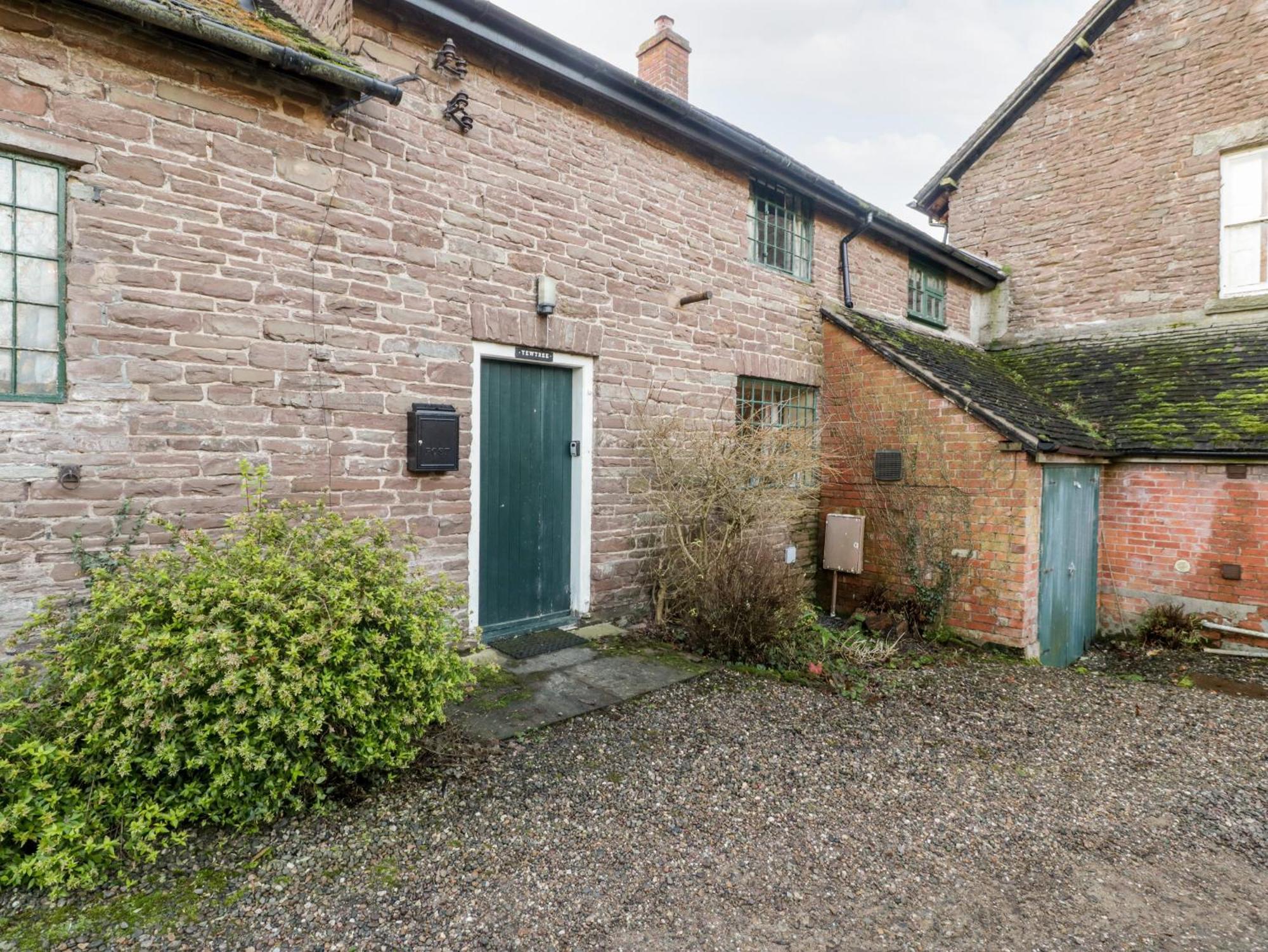 Yew Tree Cottage Леминстер Экстерьер фото