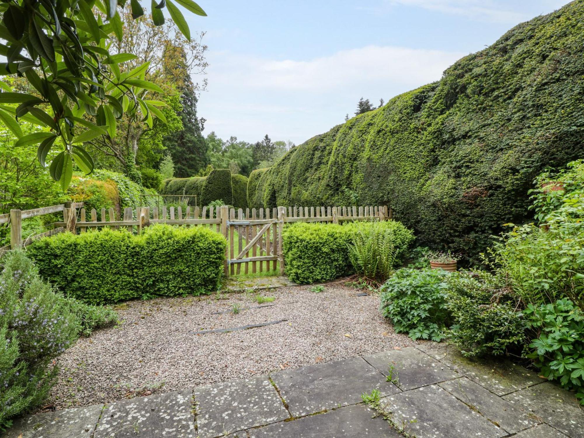 Yew Tree Cottage Леминстер Экстерьер фото